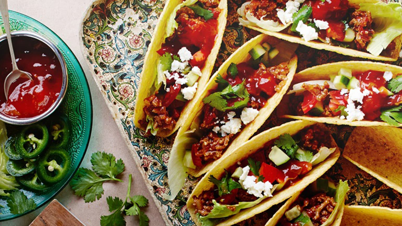 Simple Chili Beef Tacos with Fresh Tomato Salsa Recipe